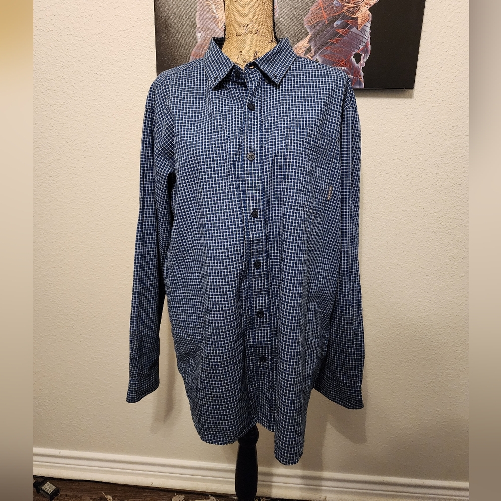 Columbia Plaid Button Down Long Sleeve Navy Blue Dress Shirt